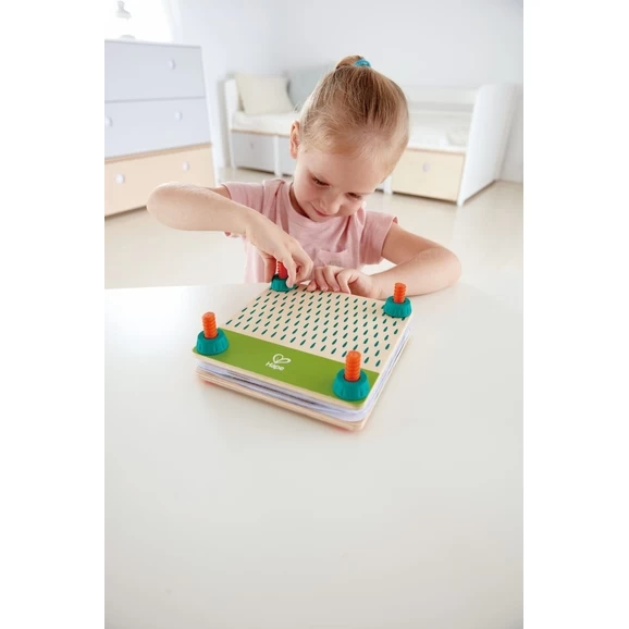 Hape Flower Press Art DIY Kit 3 Hape Flower Press Art DIY Kit - Image 3