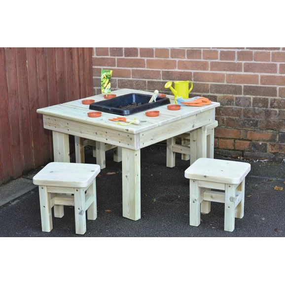 Potting Table And Stools 3 Potting Table And Stools - Image 3