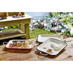 Mini Metal Trays From Hope Education